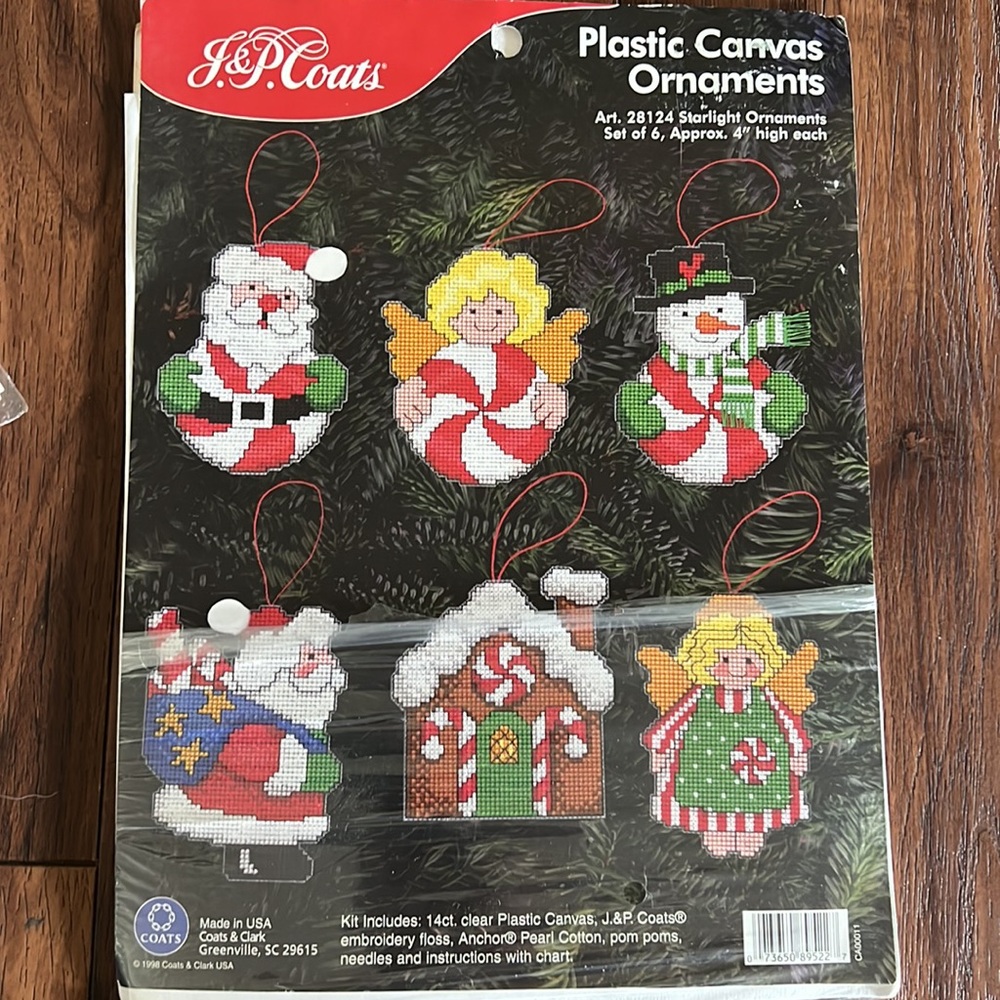 Plastic Canvas Christmas Ornaments